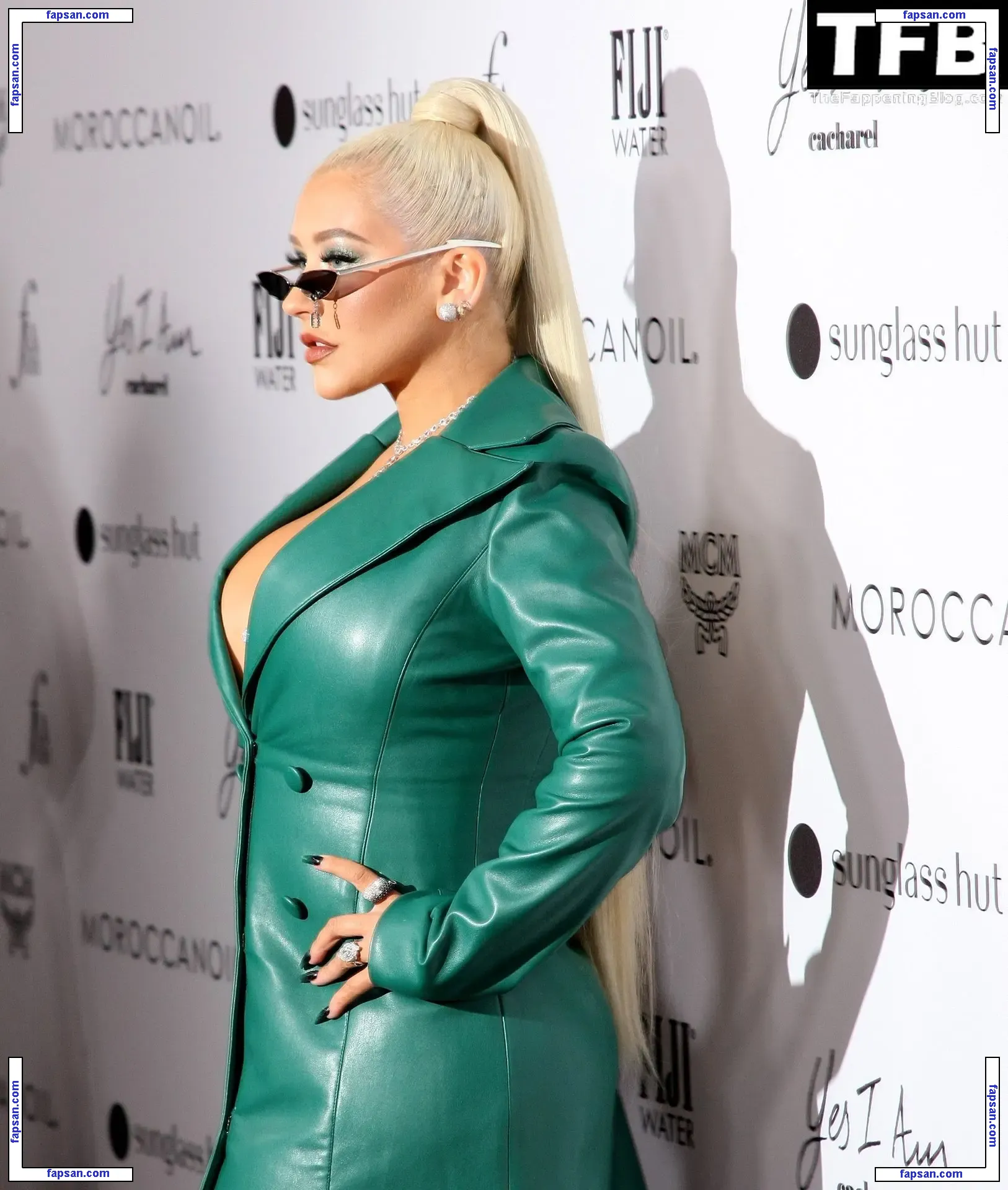 Christina Aguilera голая фото #2031 с Онлифанс