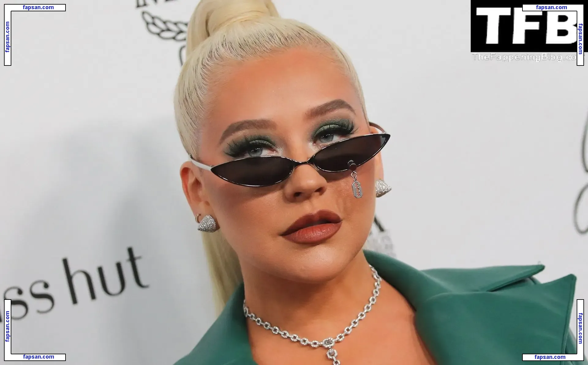 Christina Aguilera голая фото #2054 с Онлифанс