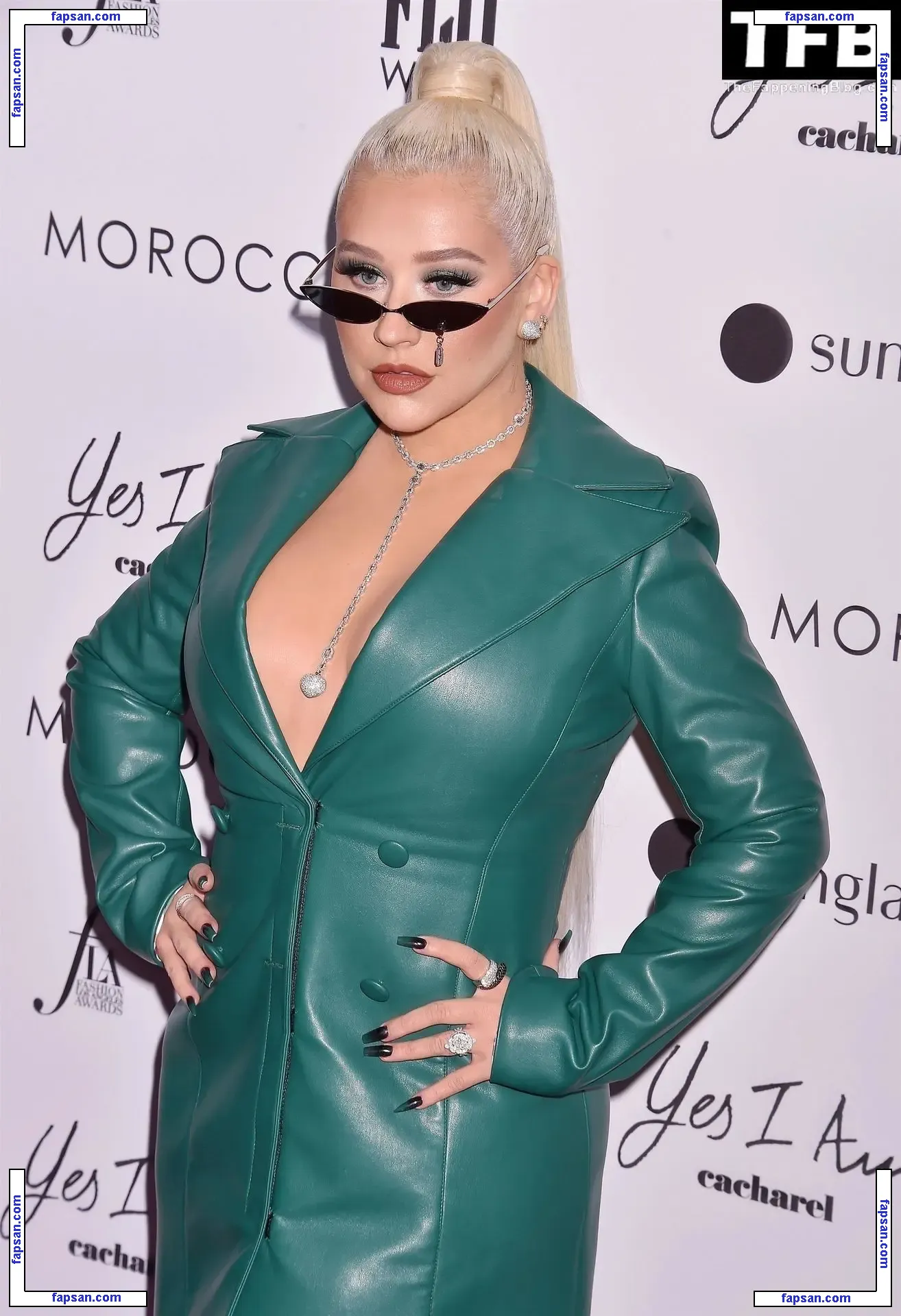Christina Aguilera голая фото #2057 с Онлифанс
