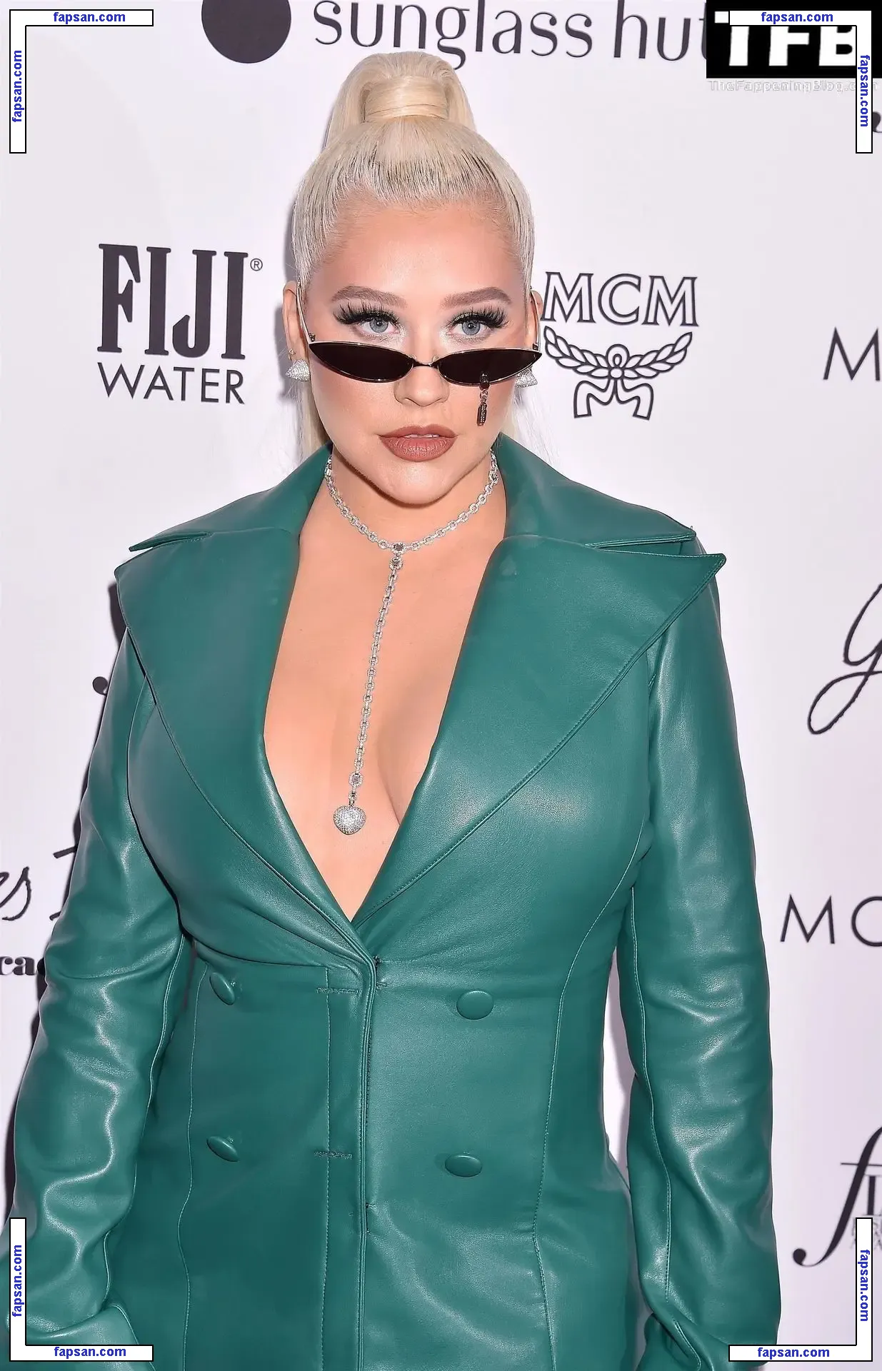 Christina Aguilera голая фото #2065 с Онлифанс