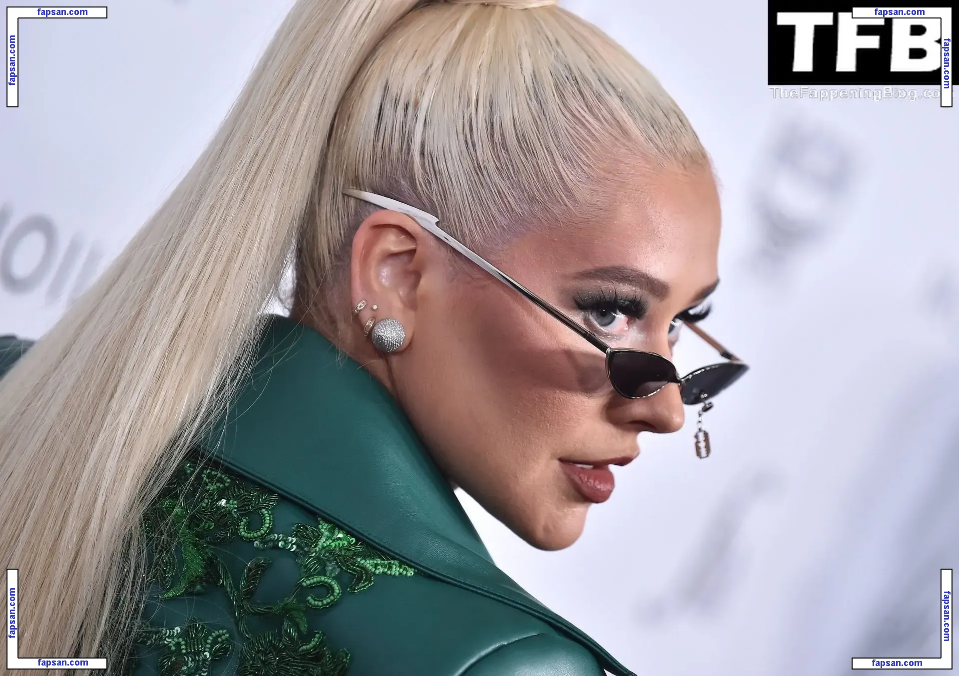 Christina Aguilera голая фото #2077 с Онлифанс