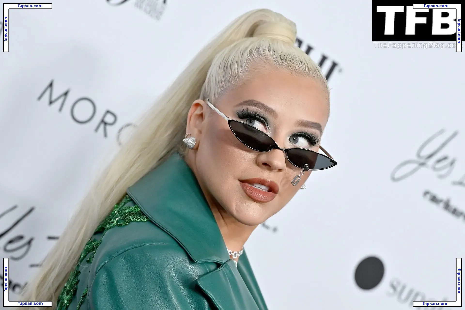 Christina Aguilera голая фото #2082 с Онлифанс