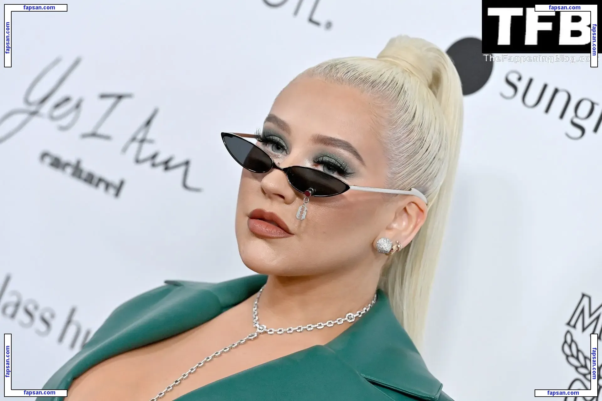 Christina Aguilera голая фото #2084 с Онлифанс