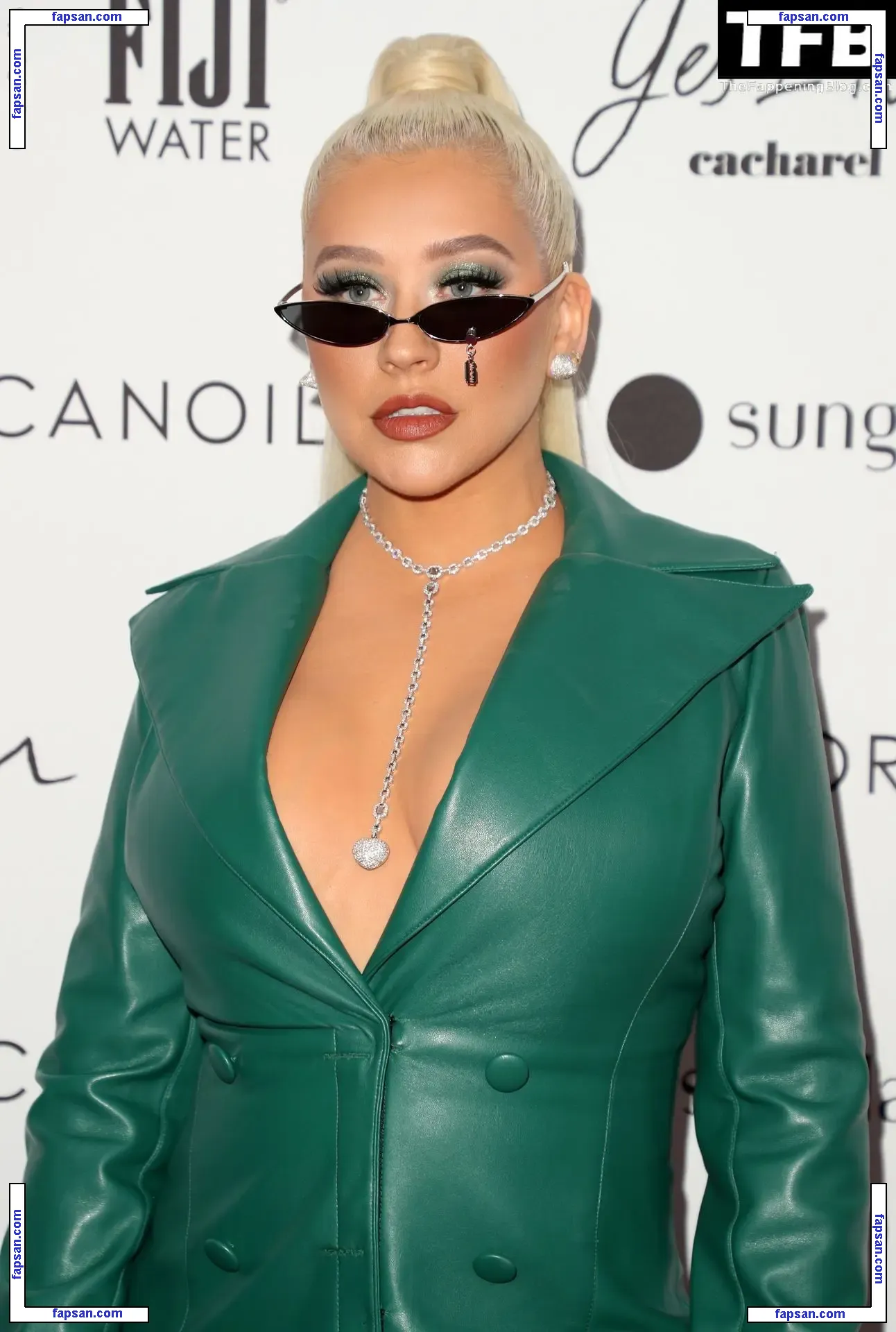 Christina Aguilera голая фото #2096 с Онлифанс
