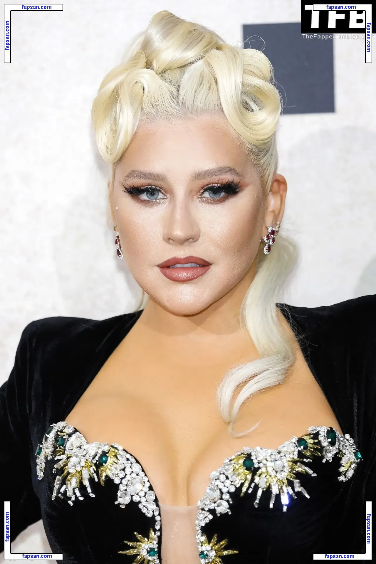 Christina Aguilera голая фото #2112 с Онлифанс