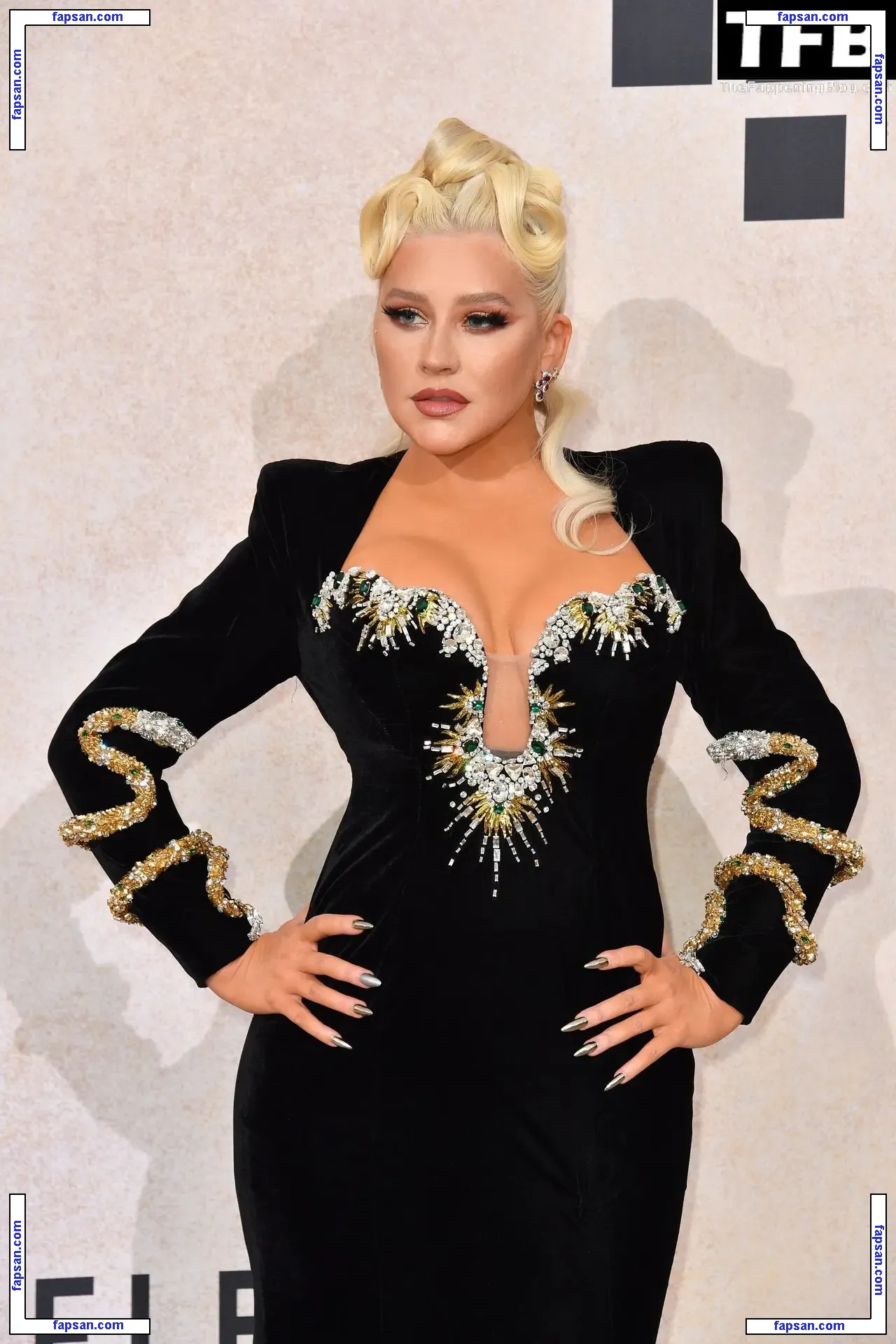 Christina Aguilera голая фото #2120 с Онлифанс