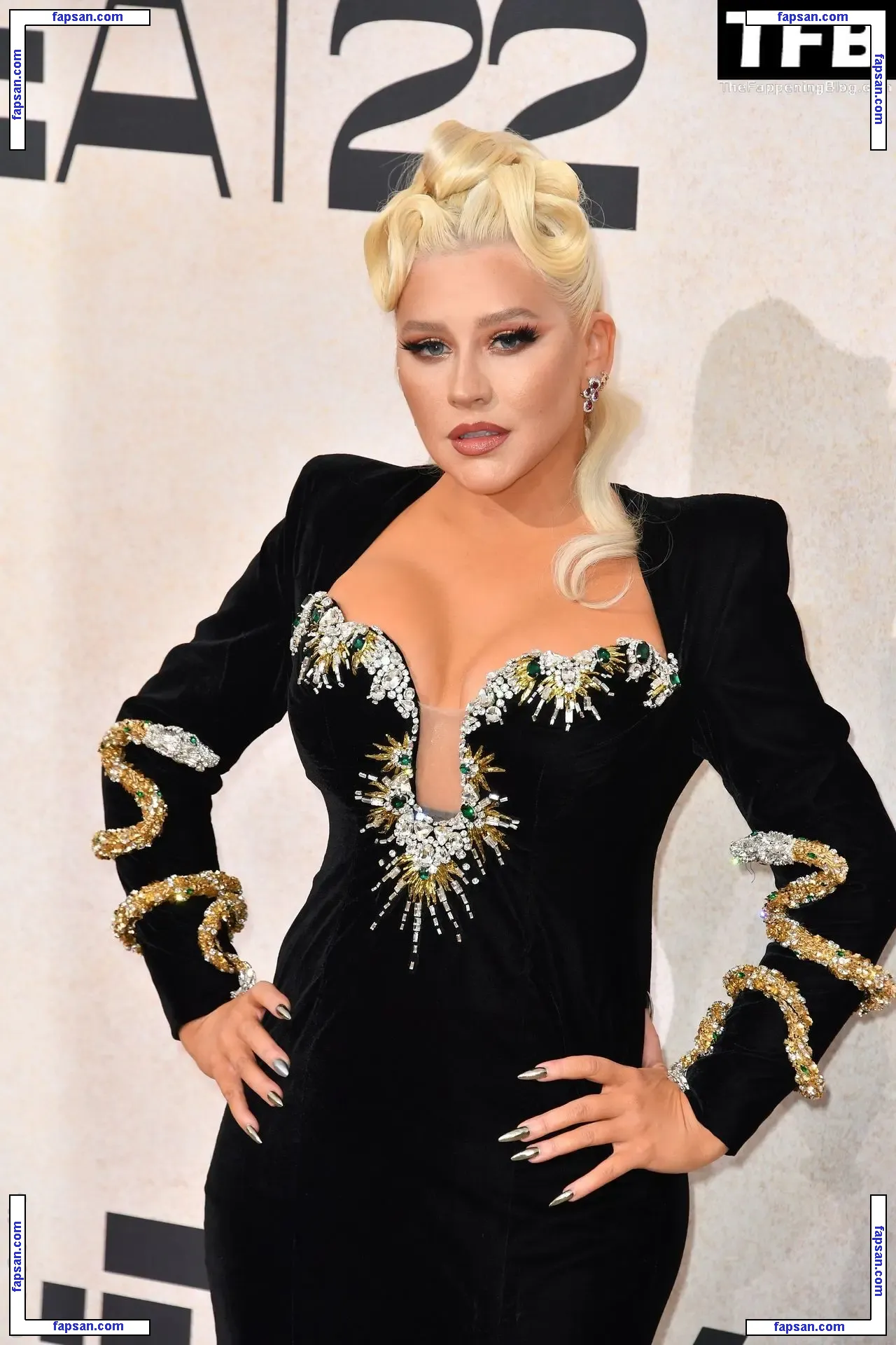 Christina Aguilera голая фото #2134 с Онлифанс