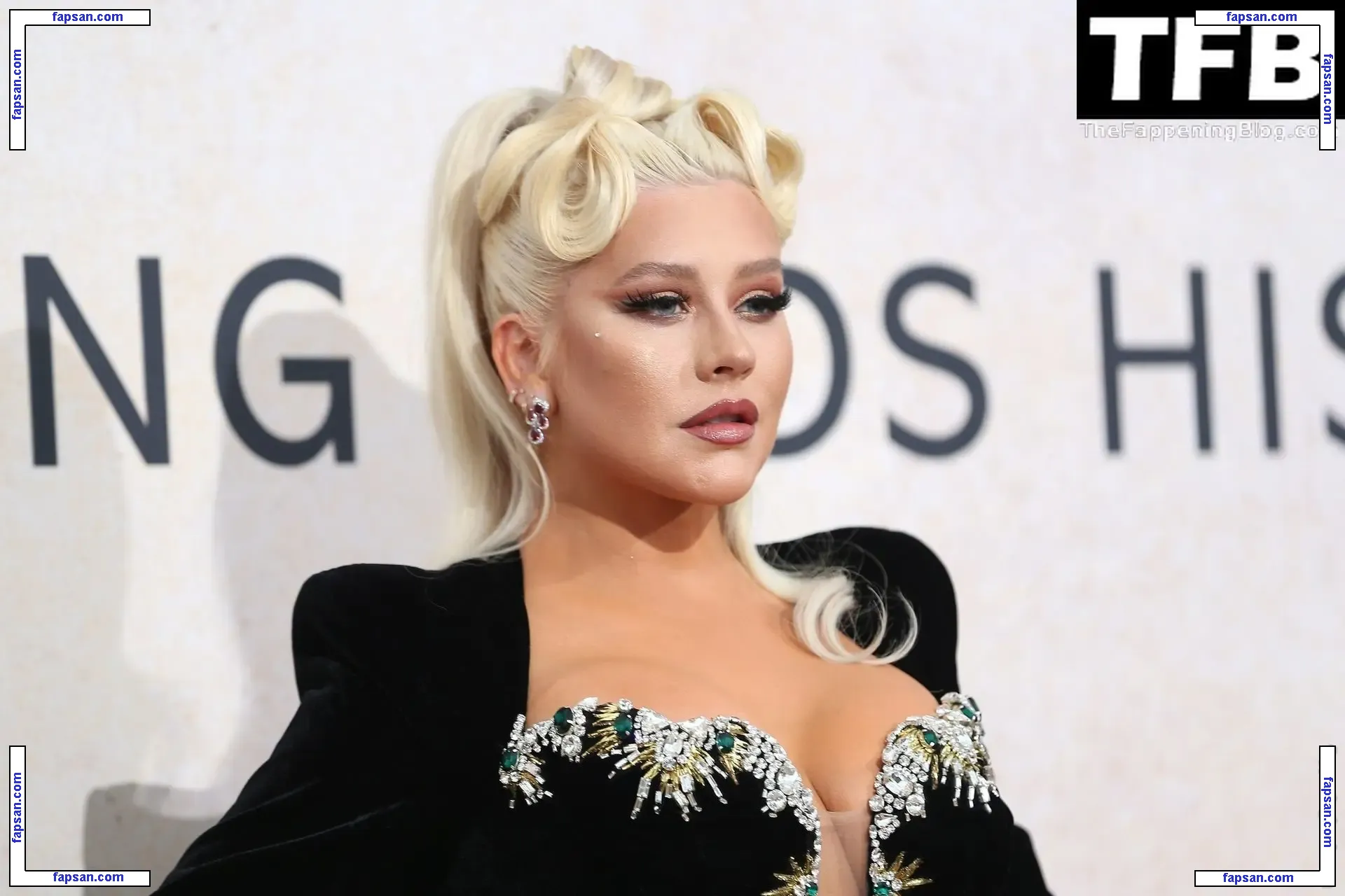 Christina Aguilera голая фото #2174 с Онлифанс