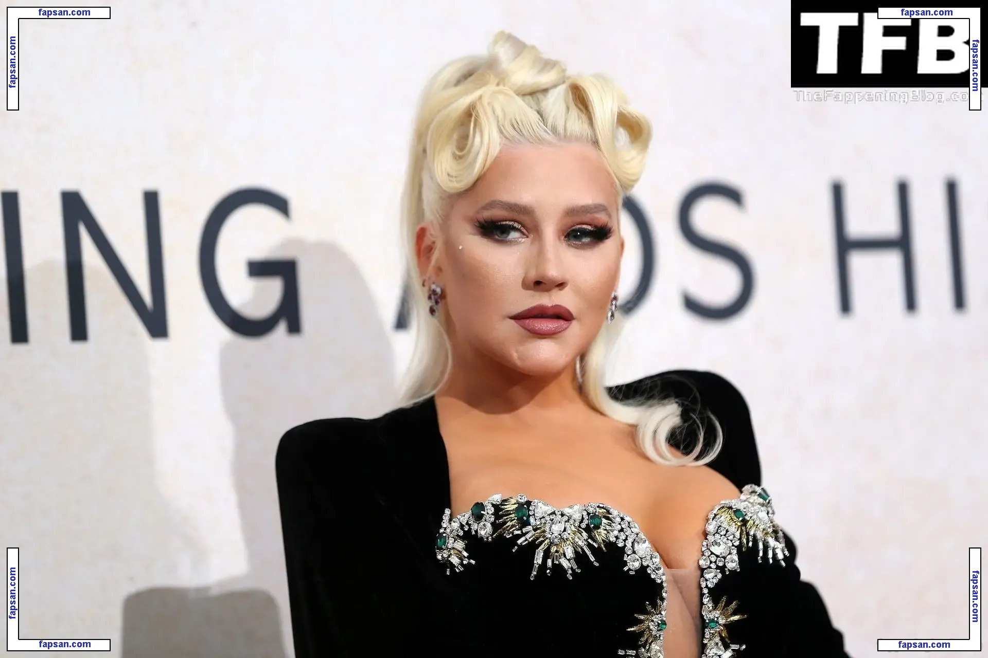 Christina Aguilera голая фото #2175 с Онлифанс