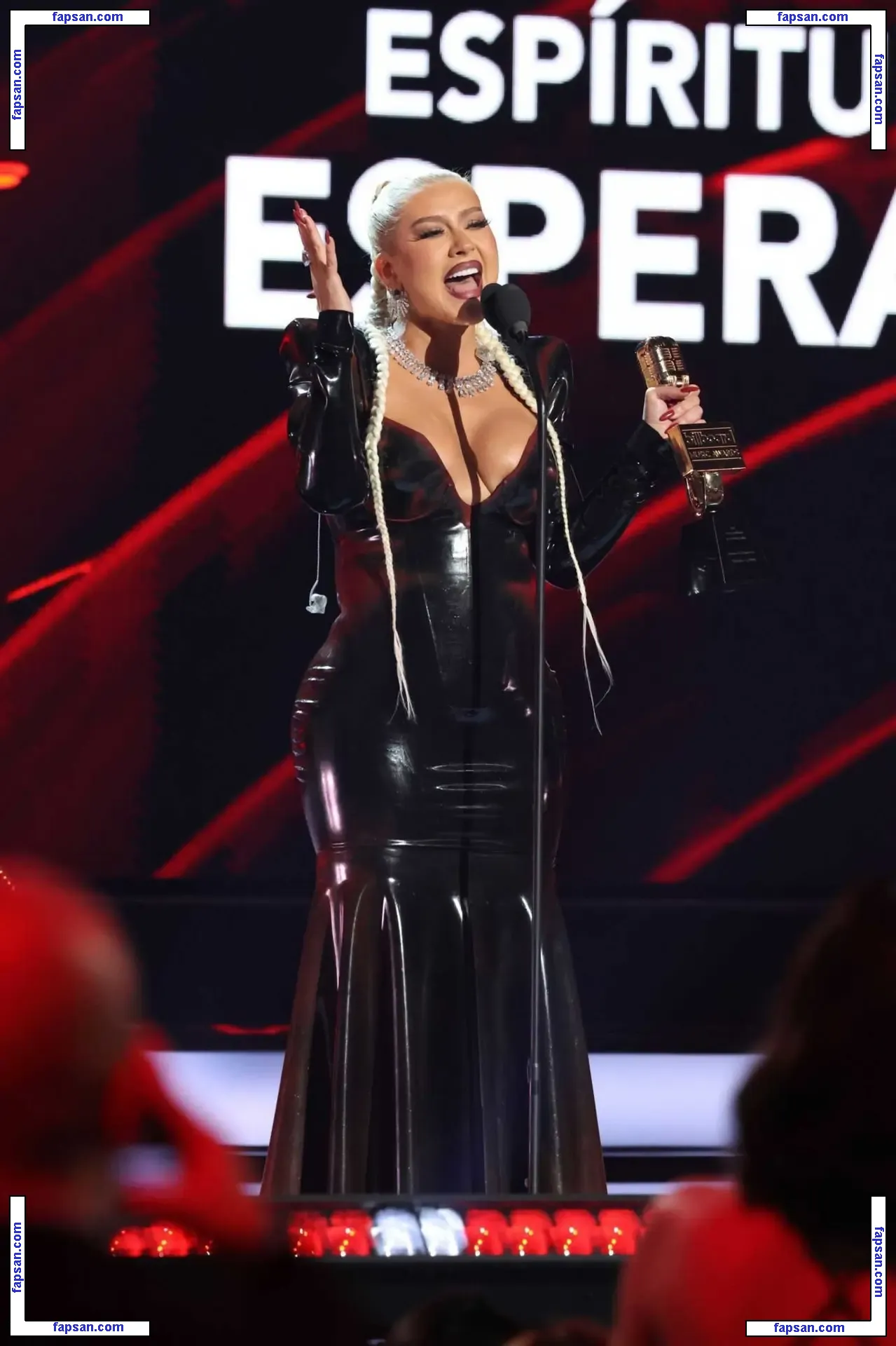 Christina Aguilera голая фото #2369 с Онлифанс