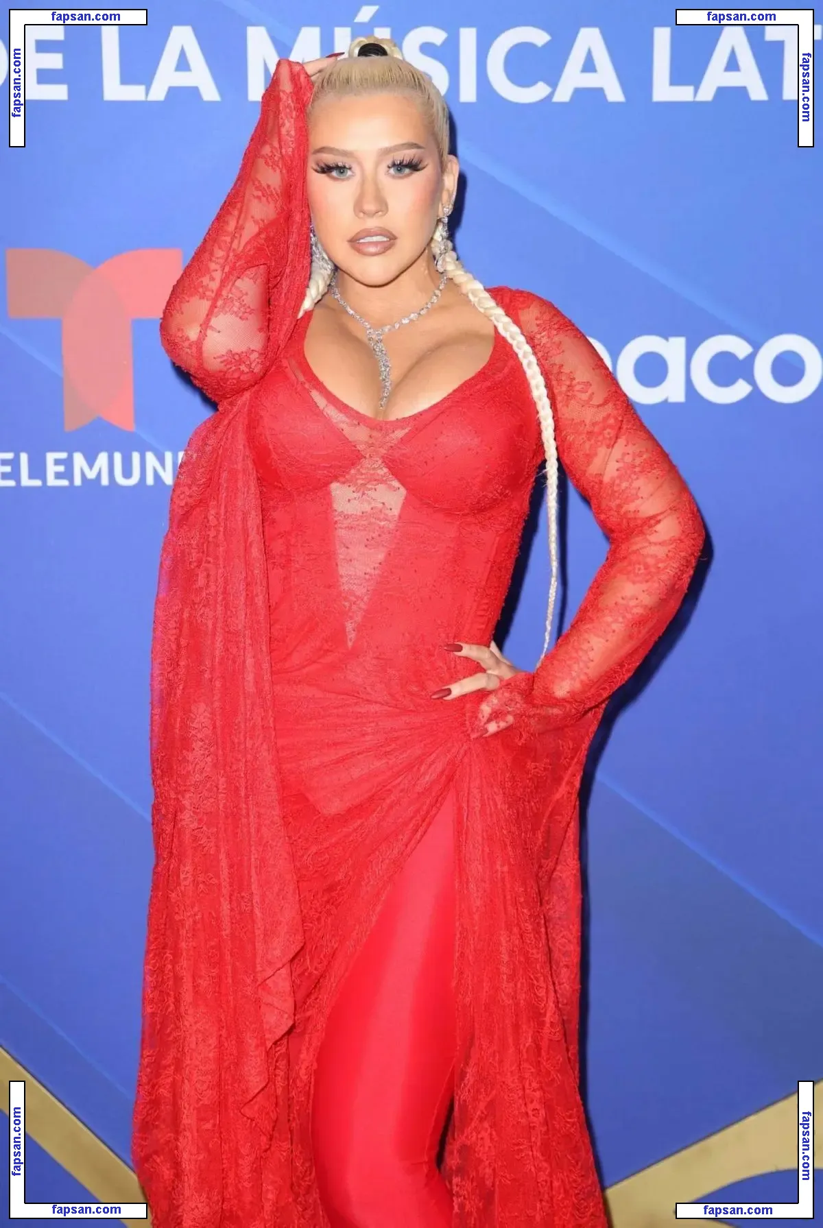 Christina Aguilera голая фото #2375 с Онлифанс