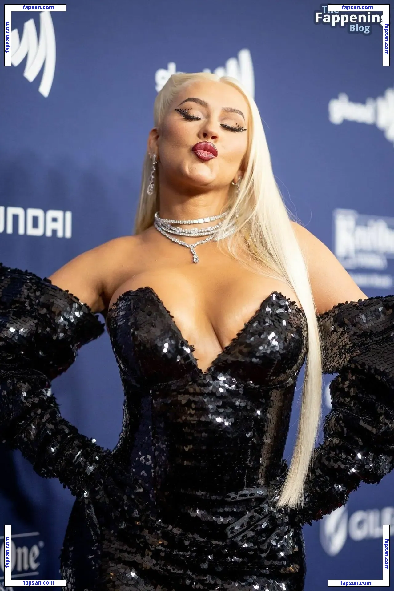 Christina Aguilera голая фото #2509 с Онлифанс