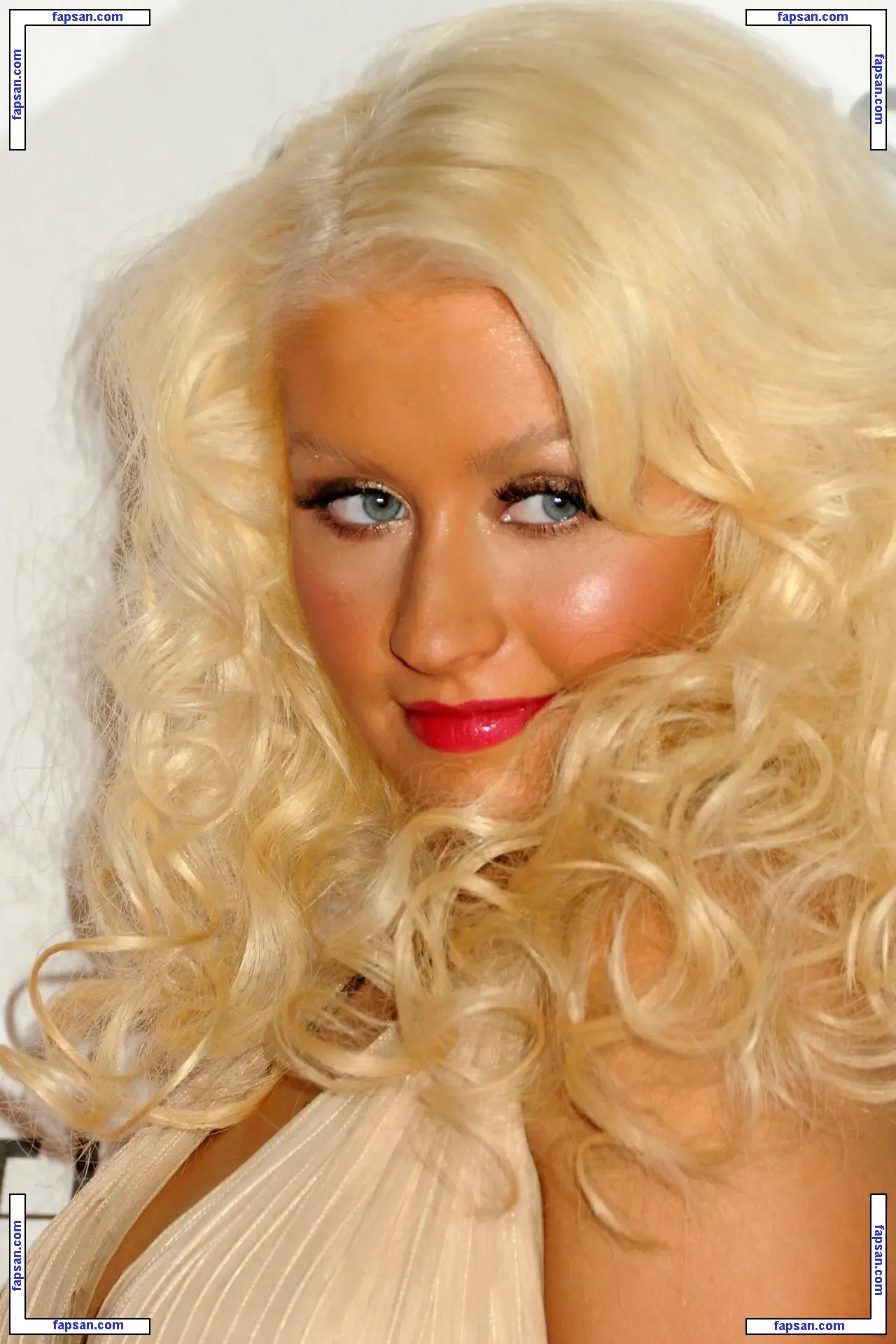 Christina Aguilera голая фото #2628 с Онлифанс