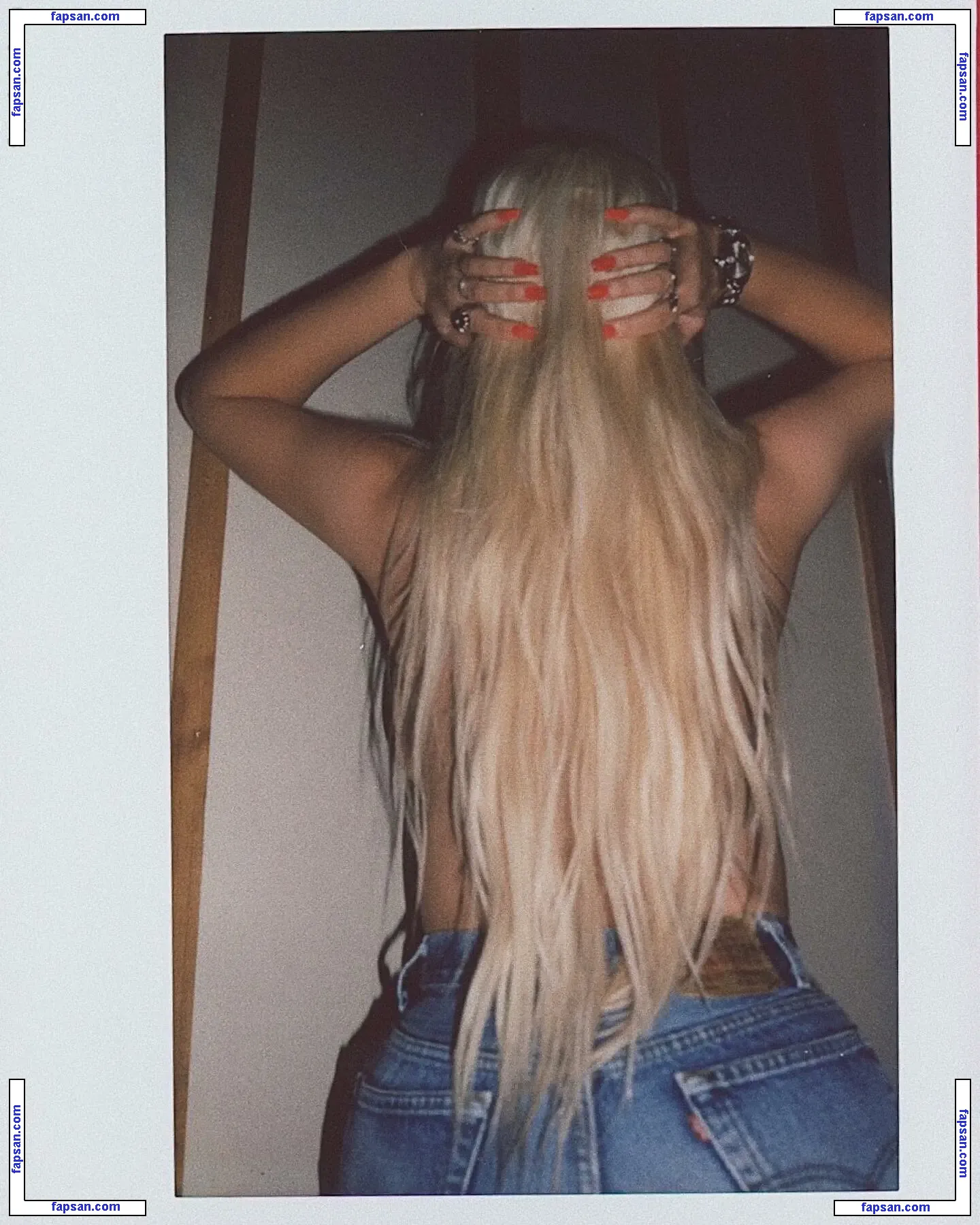 Christina Aguilera nude photo #2685 from OnlyFans