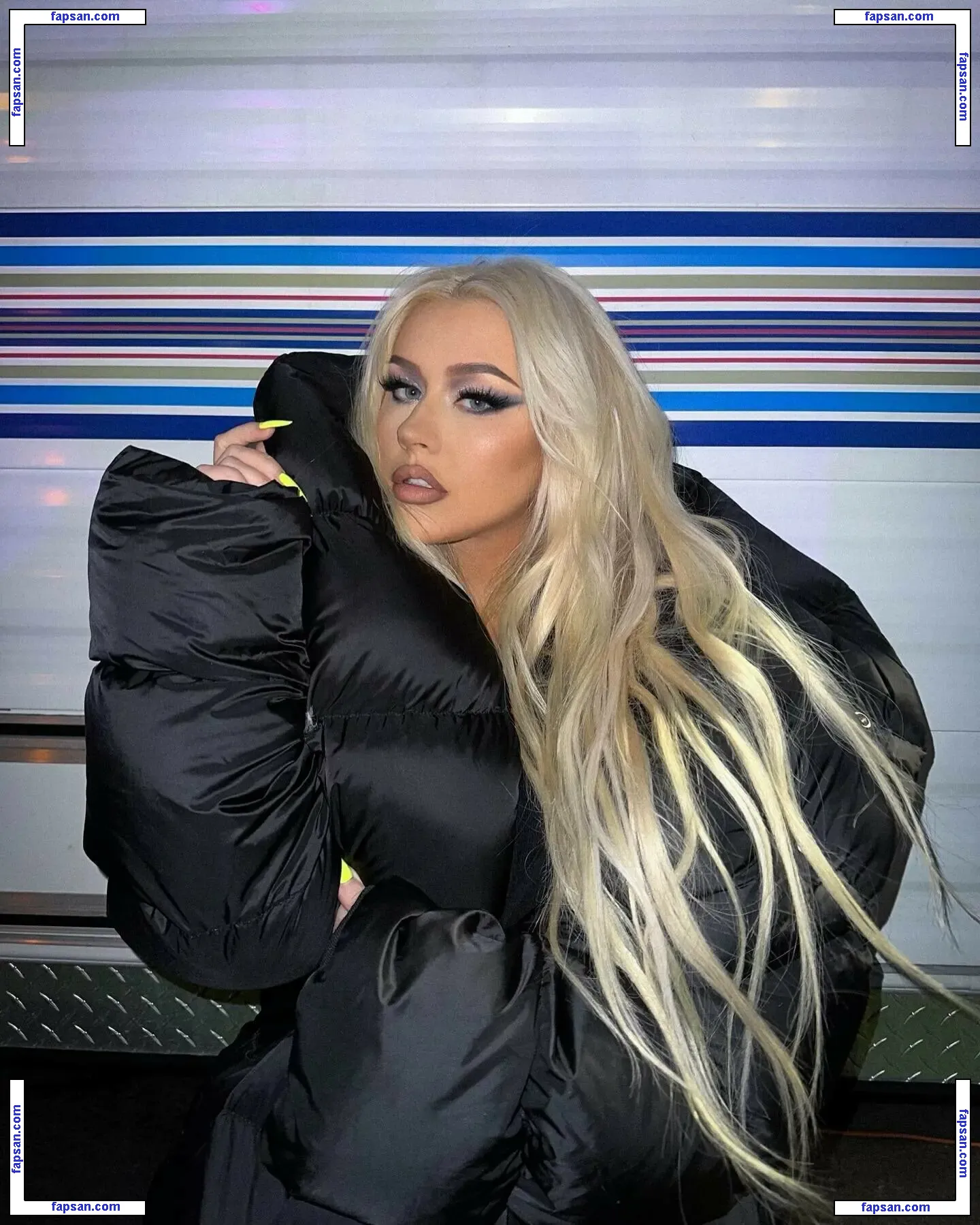 Christina Aguilera nude photo #2735 from OnlyFans