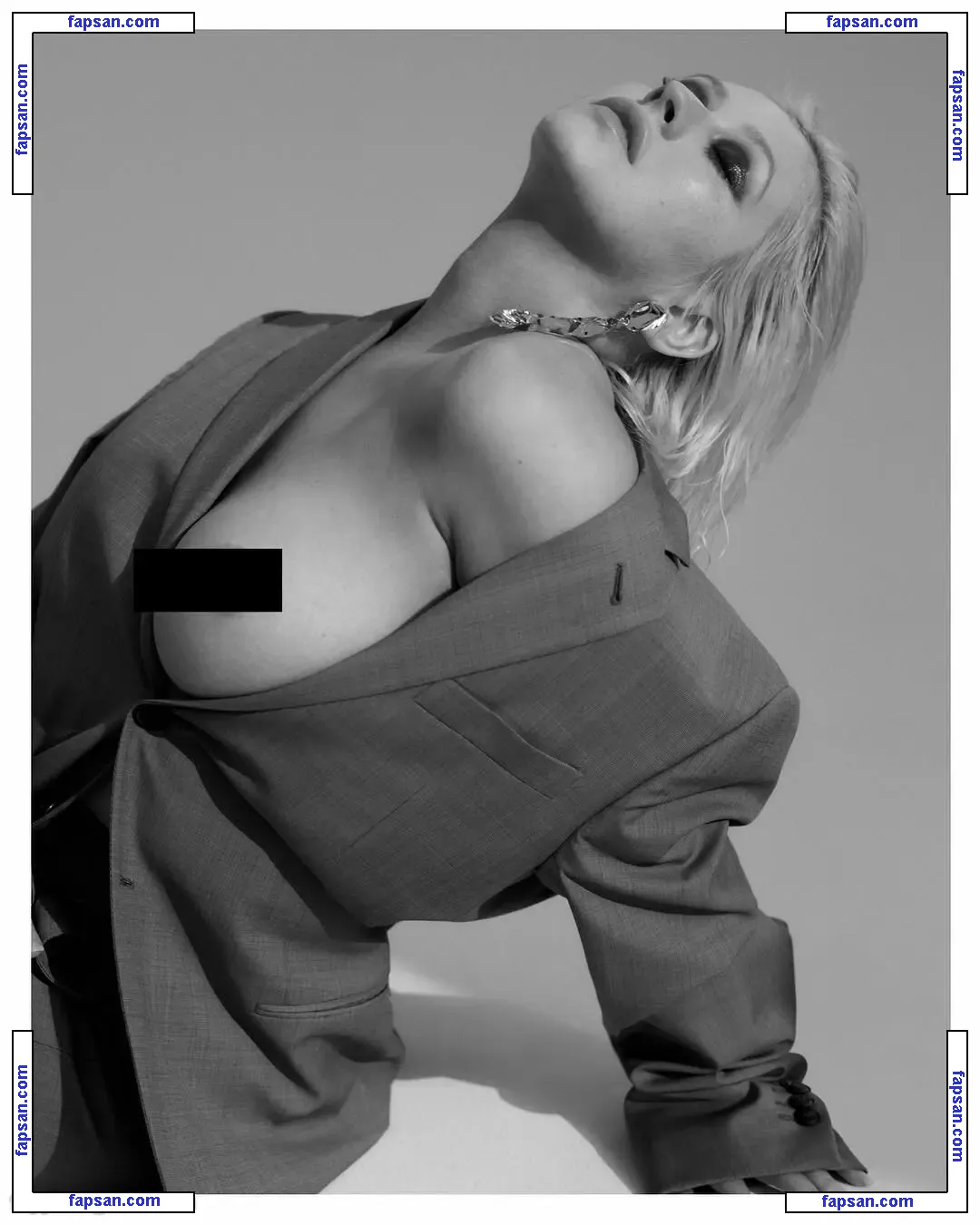 Christina Aguilera nude photo #2818 from OnlyFans