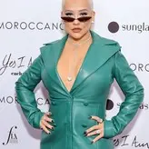 Christina Aguilera голая #2045