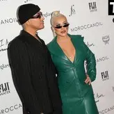 Christina Aguilera голая #2095