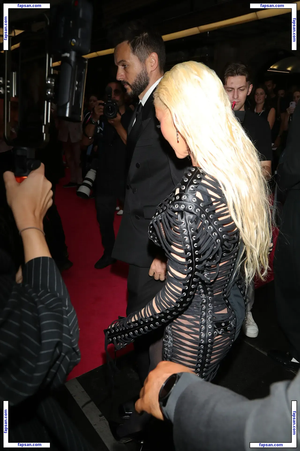 Christina Aguilera nude photo #3473 from OnlyFans