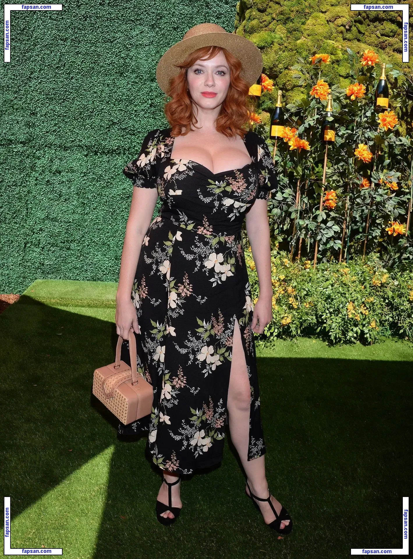 Christina Hendricks голая фото #0191 с Онлифанс