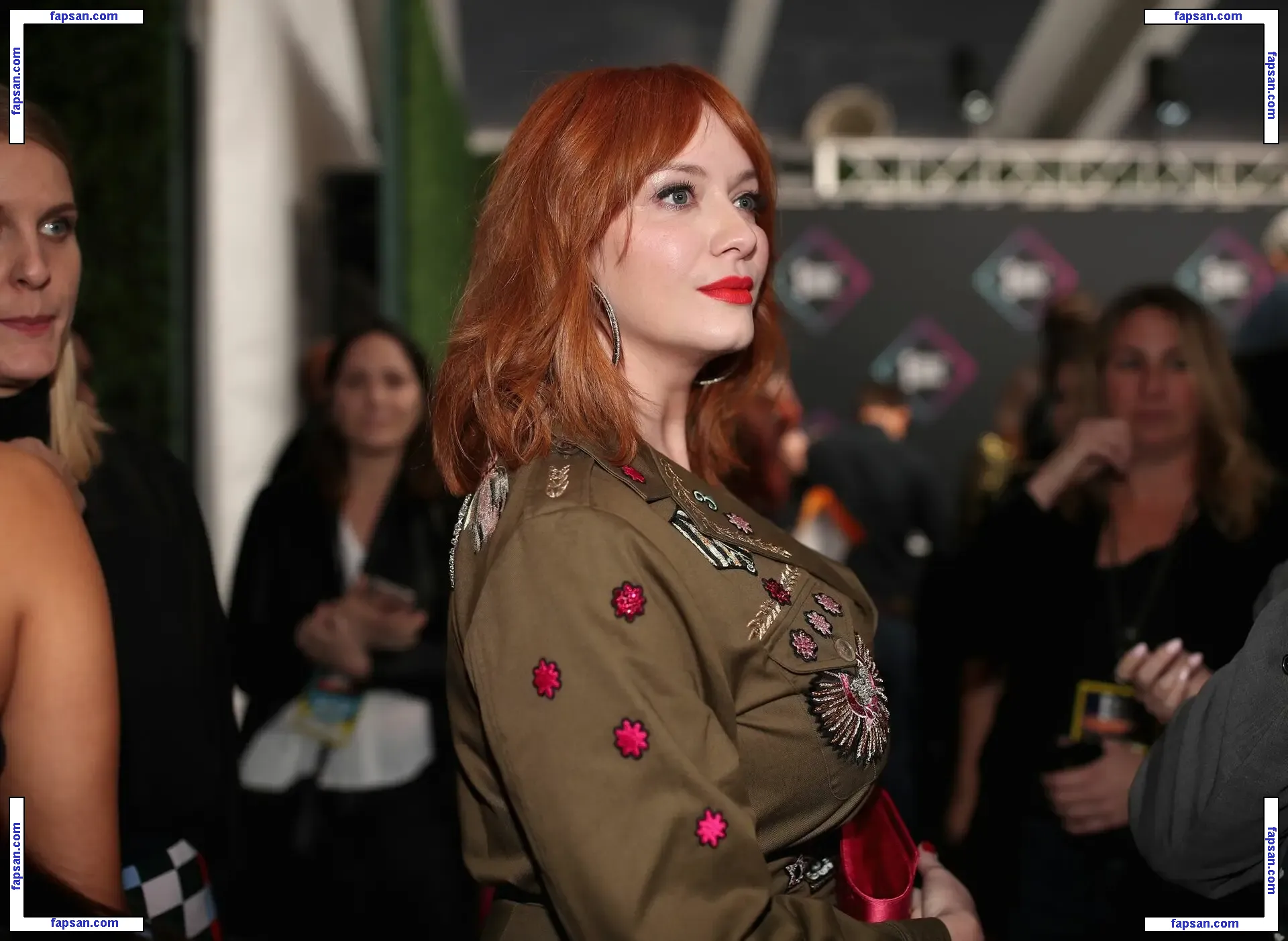 Christina Hendricks голая фото #0399 с Онлифанс