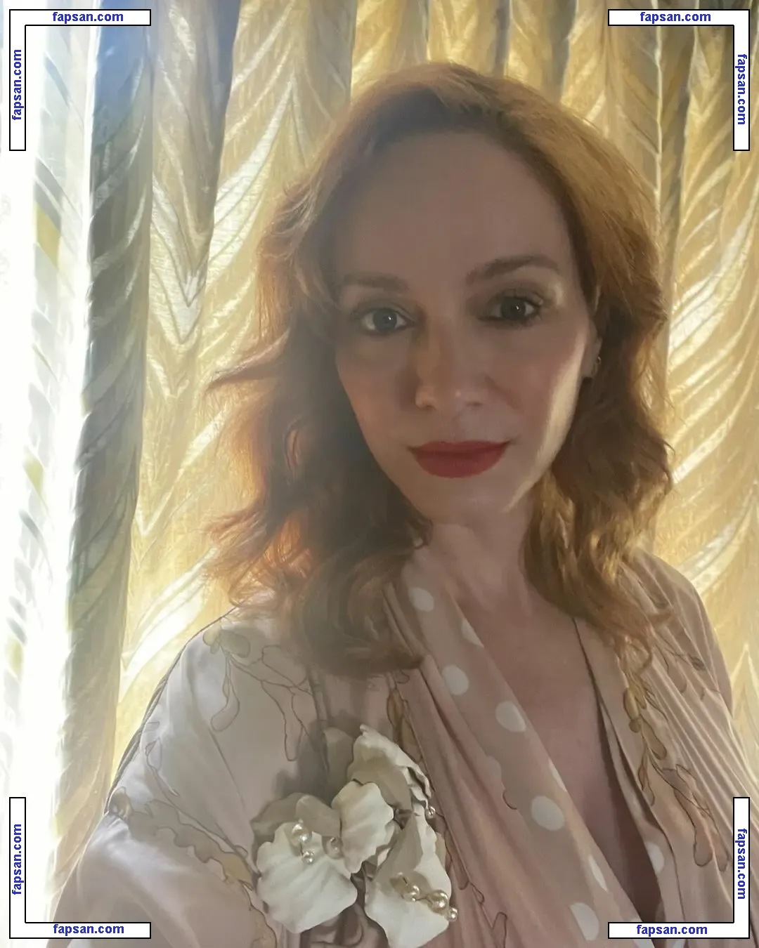 Christina Hendricks голая фото #0557 с Онлифанс