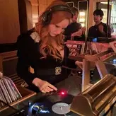 Christina Hendricks голая #0821