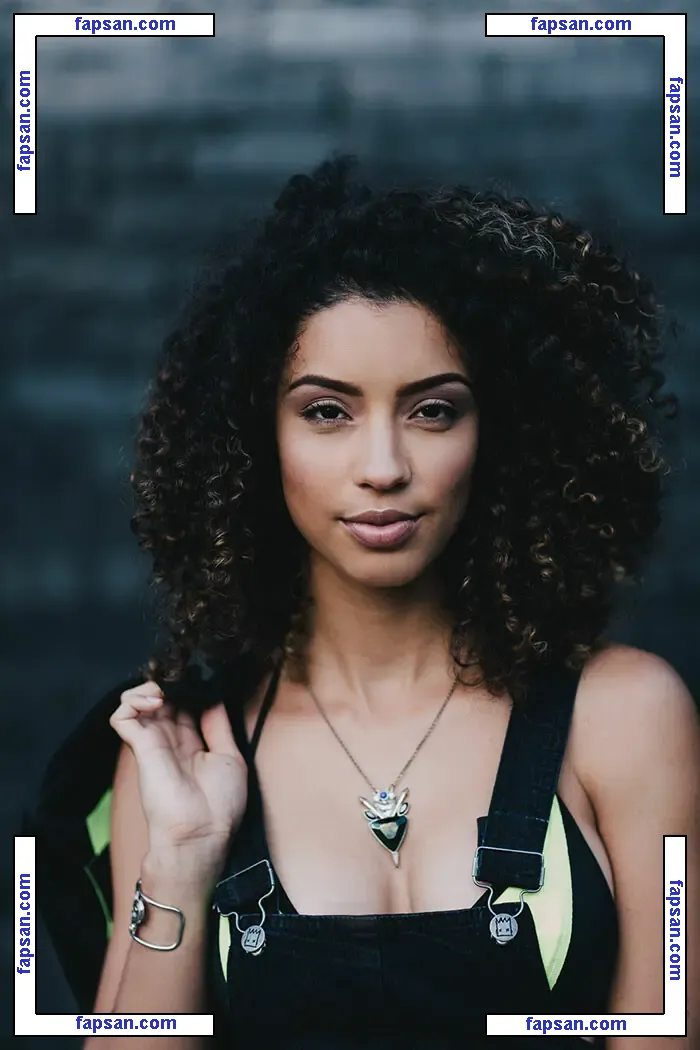 Christina Santini nude photo #0004 from OnlyFans