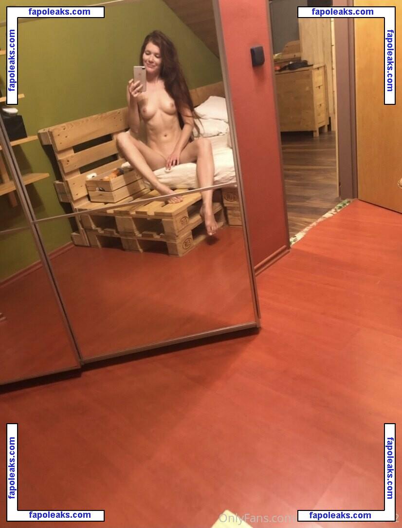 christinaochoa242 / confessionsofacrazycatlady nude photo #0025 from OnlyFans