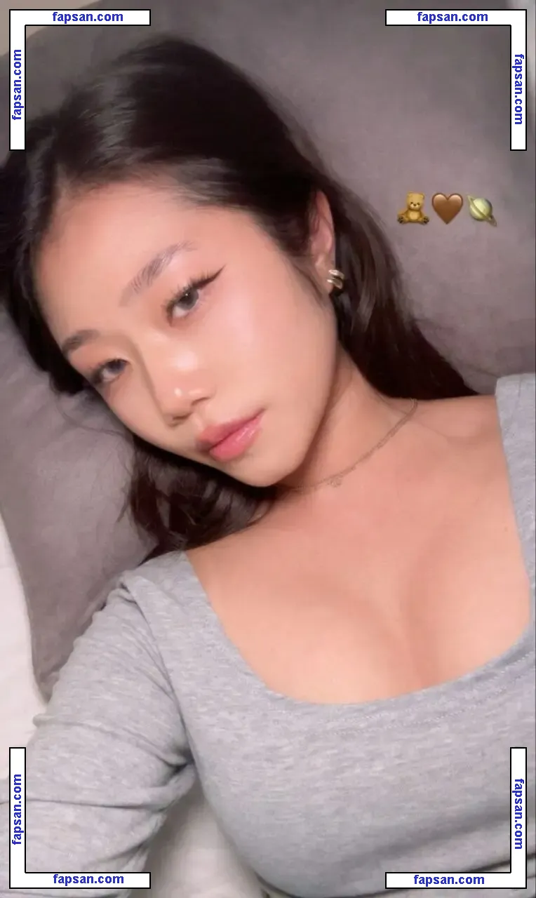 Christine Choi nude photo #0003 from OnlyFans