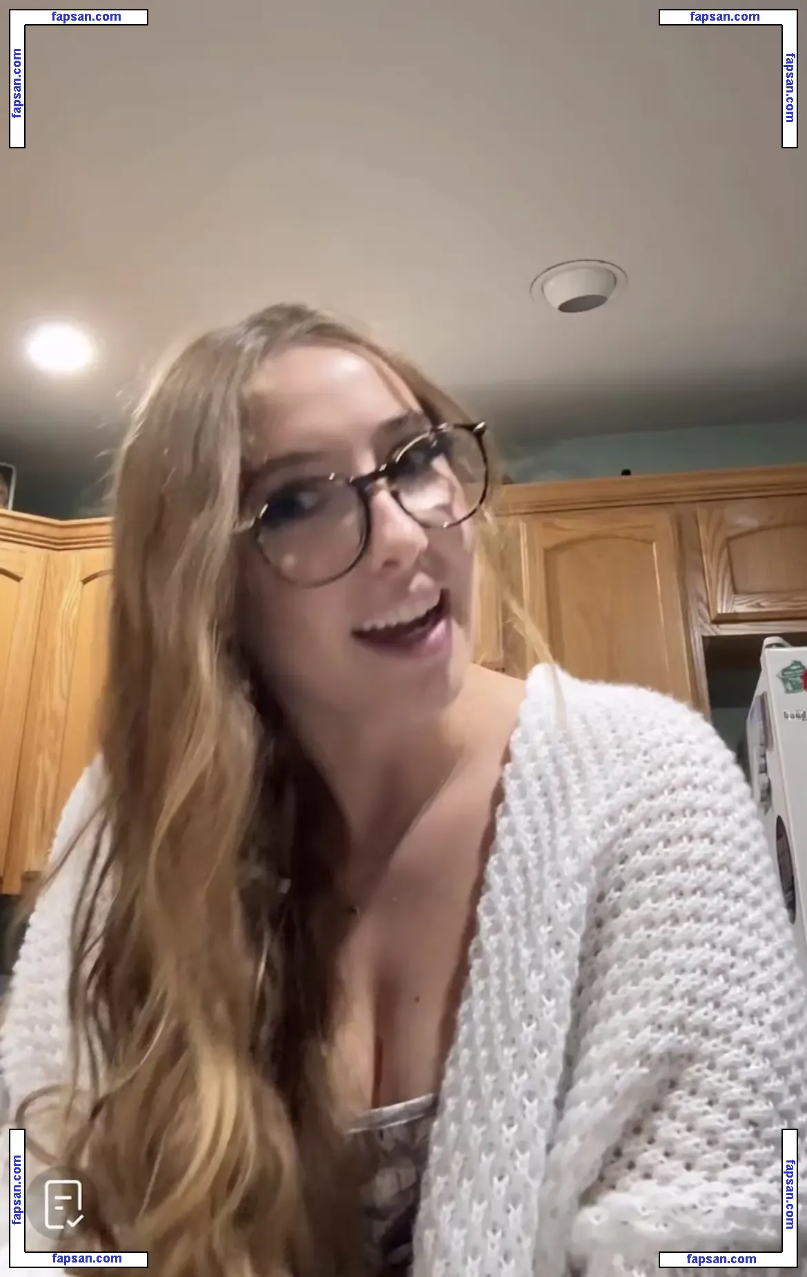 Christine Keyton голая фото #0015 с Онлифанс