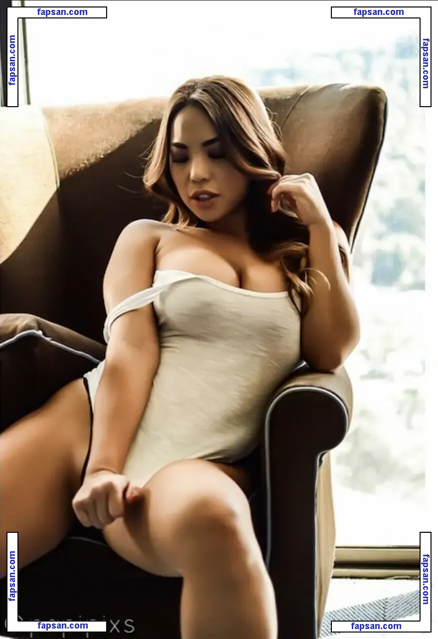 Christinevip nude photo #0013 from OnlyFans