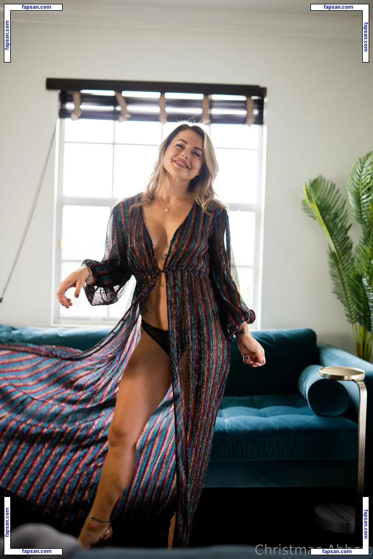 christmasabbott nude photo #0005 from OnlyFans