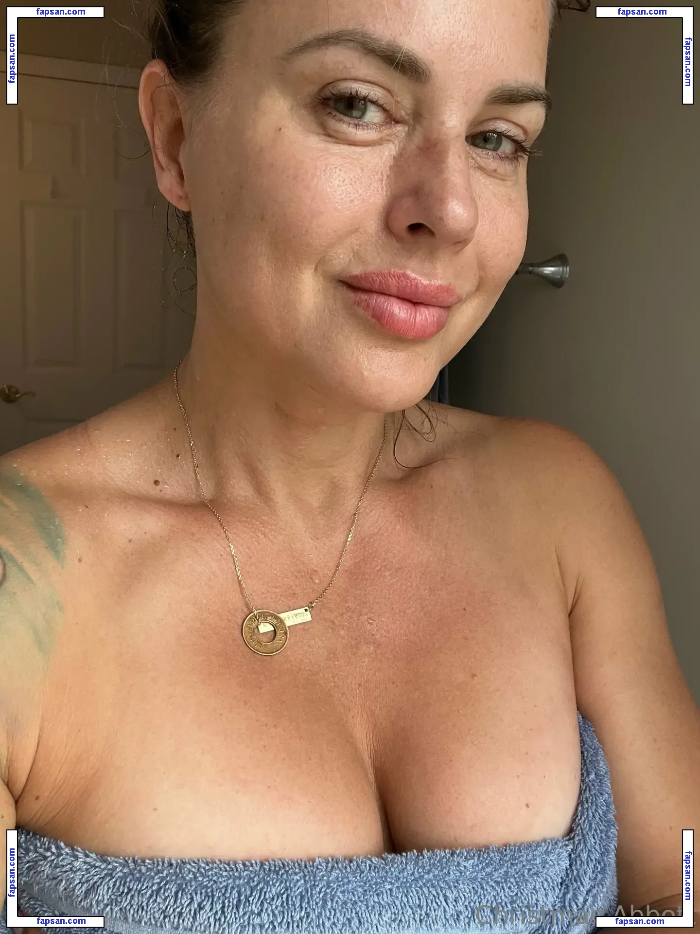 christmasabbott nude photo #0014 from OnlyFans