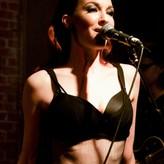 Chrysta Bell голая #0018