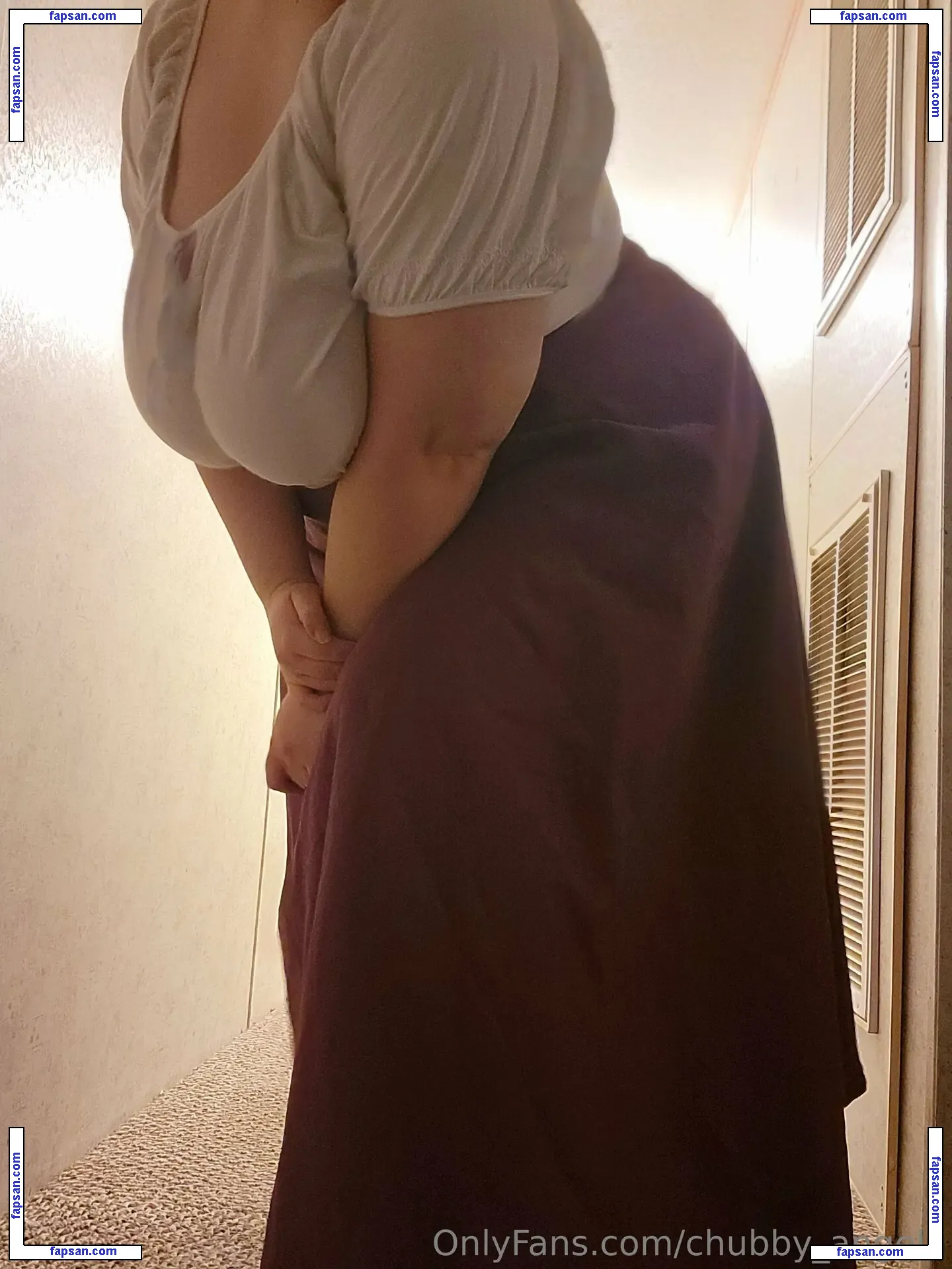 chubby_angela nude photo #0001 from OnlyFans