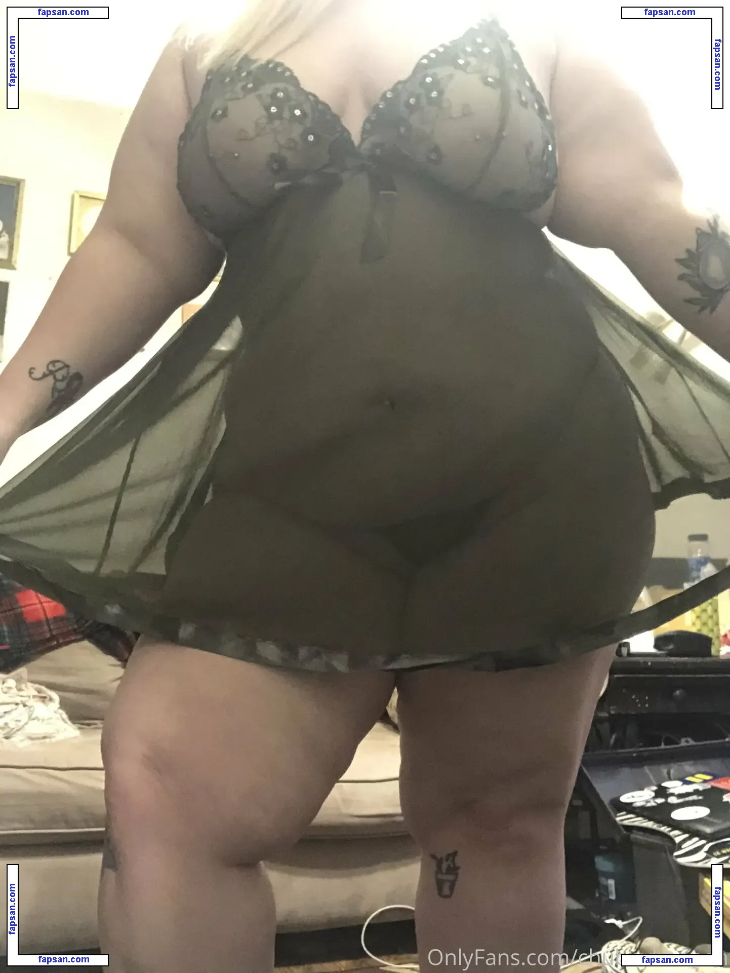 chubbyhannah nude photo #0031 from OnlyFans