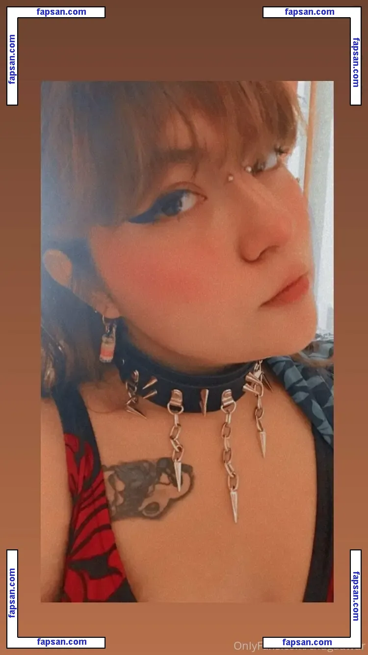 chugauwur nude photo #0010 from OnlyFans
