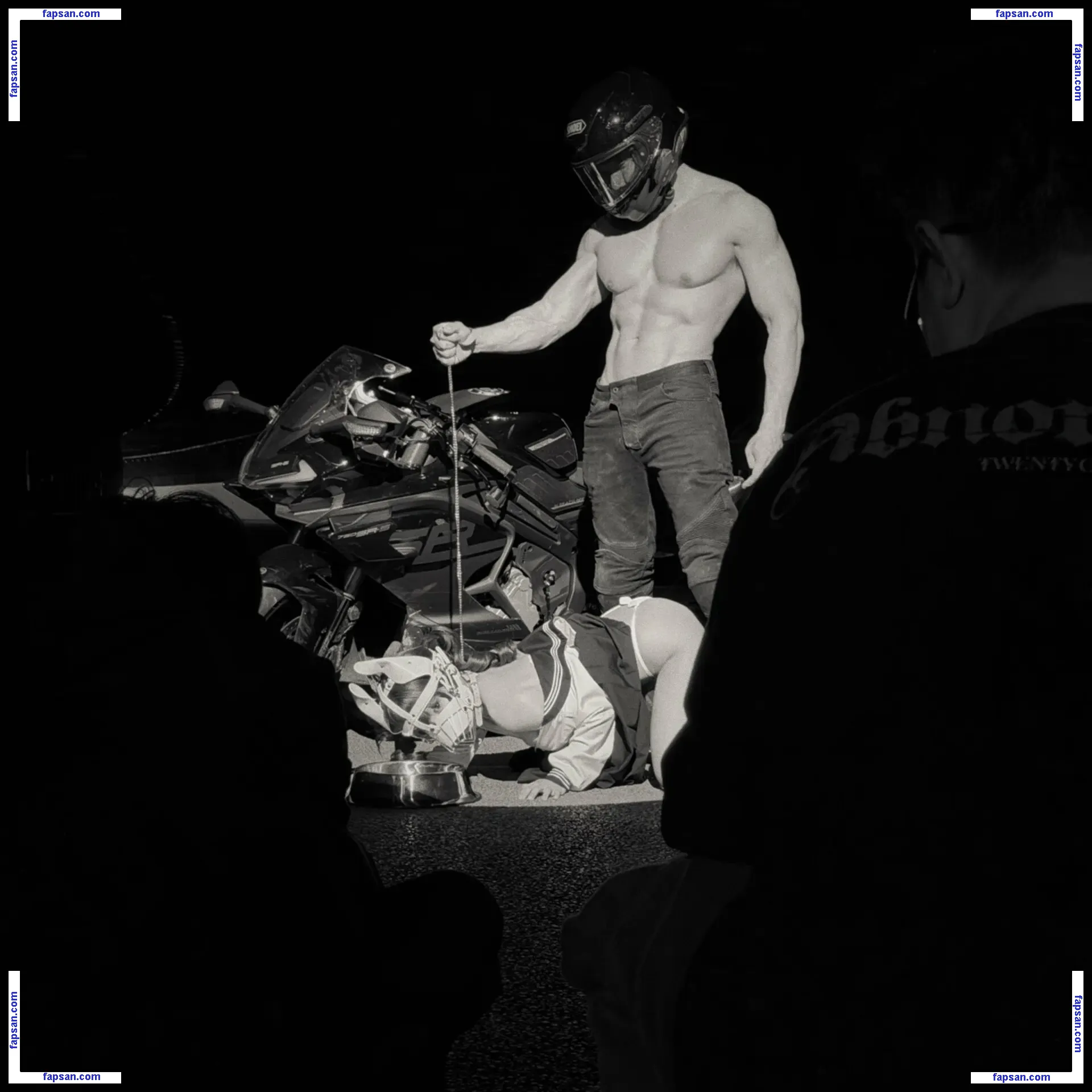 Chunmomo nude photo #0133 from OnlyFans