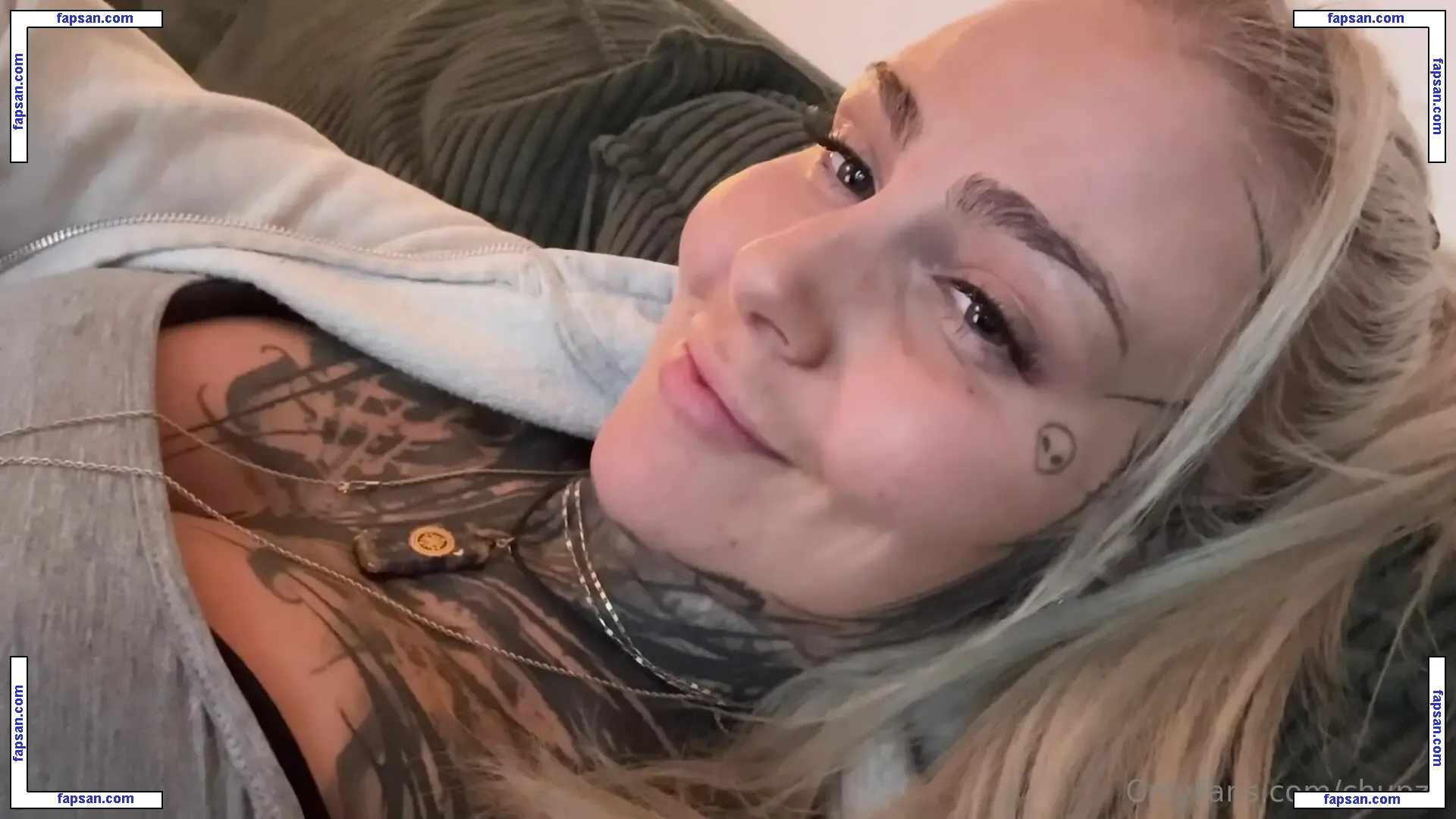 Chupz голая фото #0003 с Онлифанс