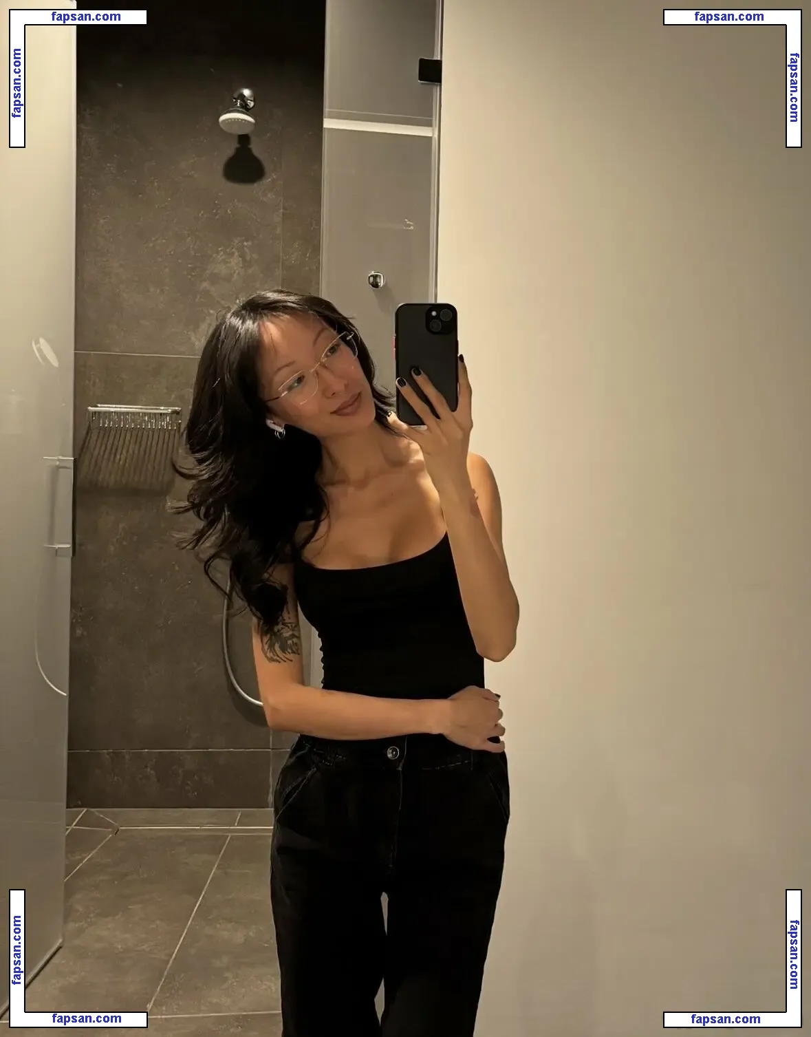 Chustfuck голая фото #0012 с Онлифанс