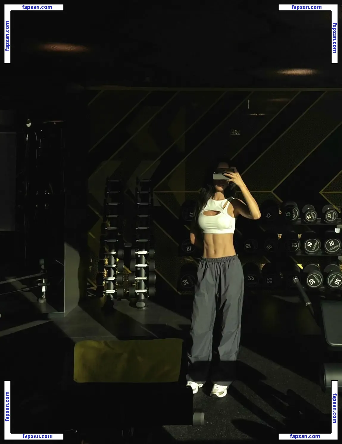 Chustfuck голая фото #0023 с Онлифанс