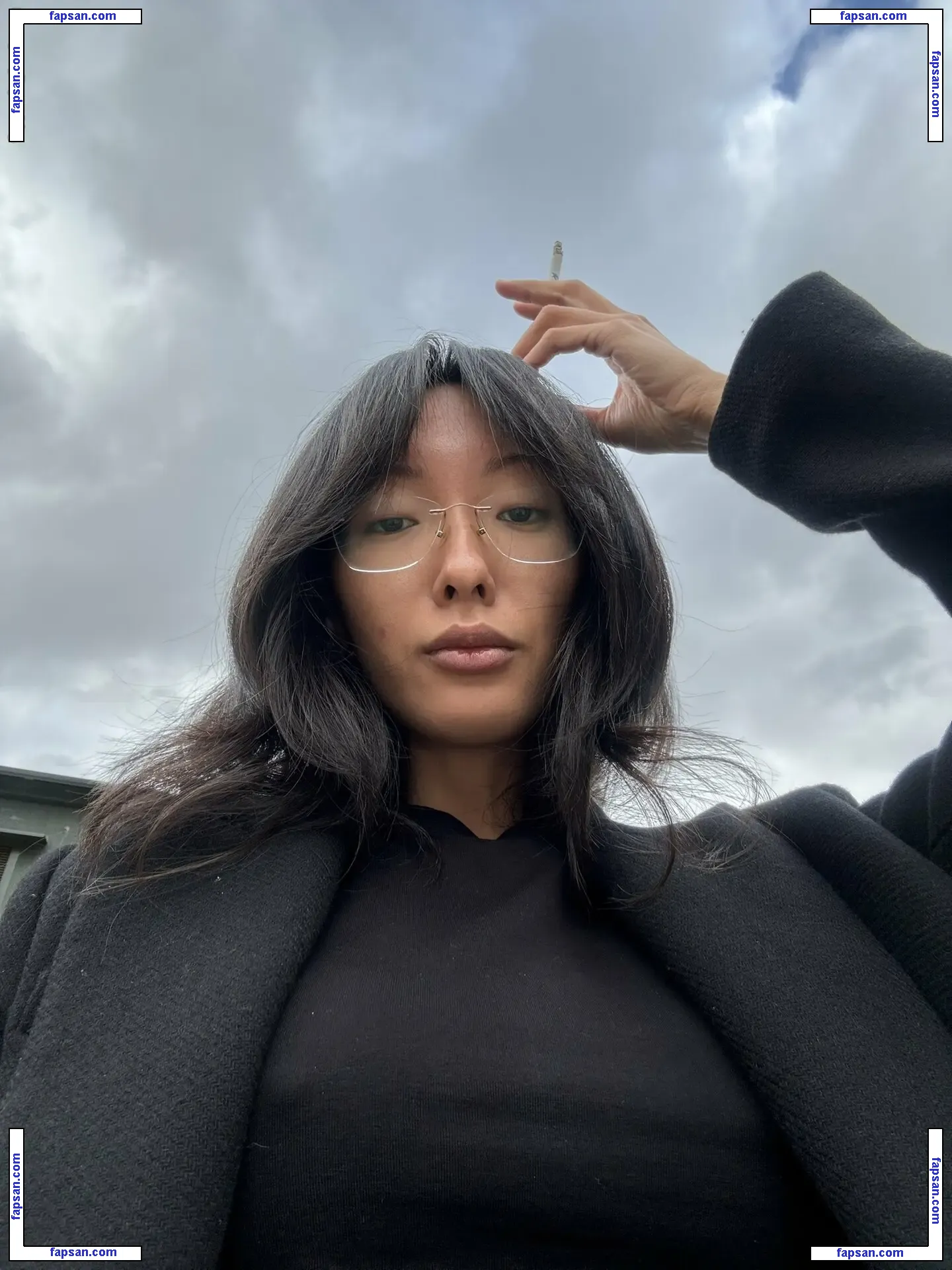 Chustfuck голая фото #0024 с Онлифанс