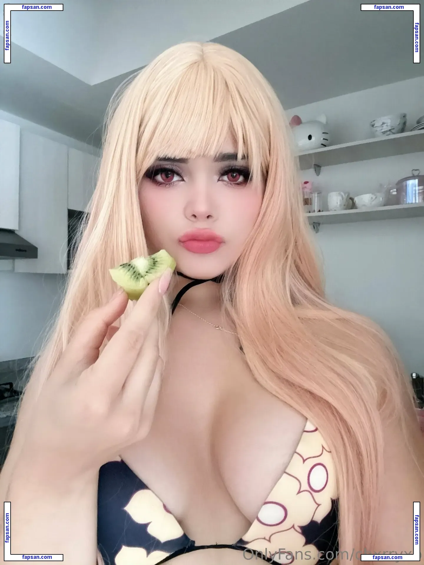 chxrryxb nude photo #0005 from OnlyFans