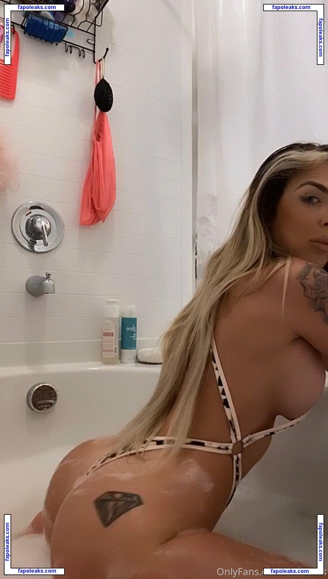 cicibanks / thecrimsonkiss nude photo #0002 from OnlyFans