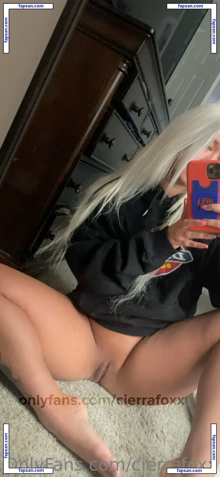 cierrafoxx nude photo #0112 from OnlyFans