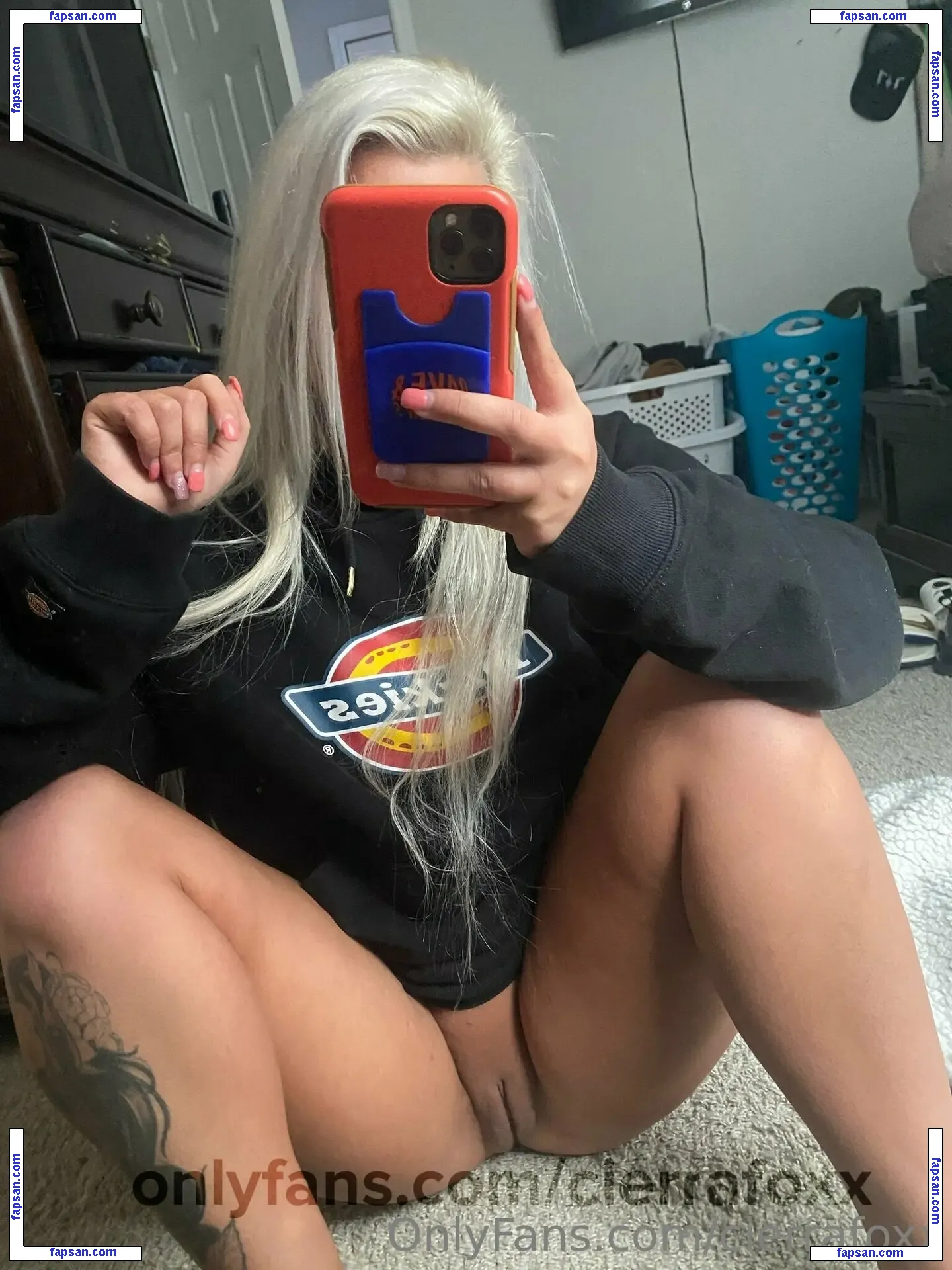 cierrafoxx nude photo #0113 from OnlyFans