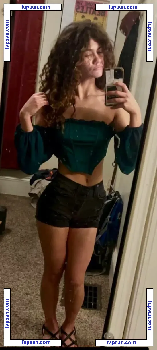 ciggybae голая фото #0054 с Онлифанс