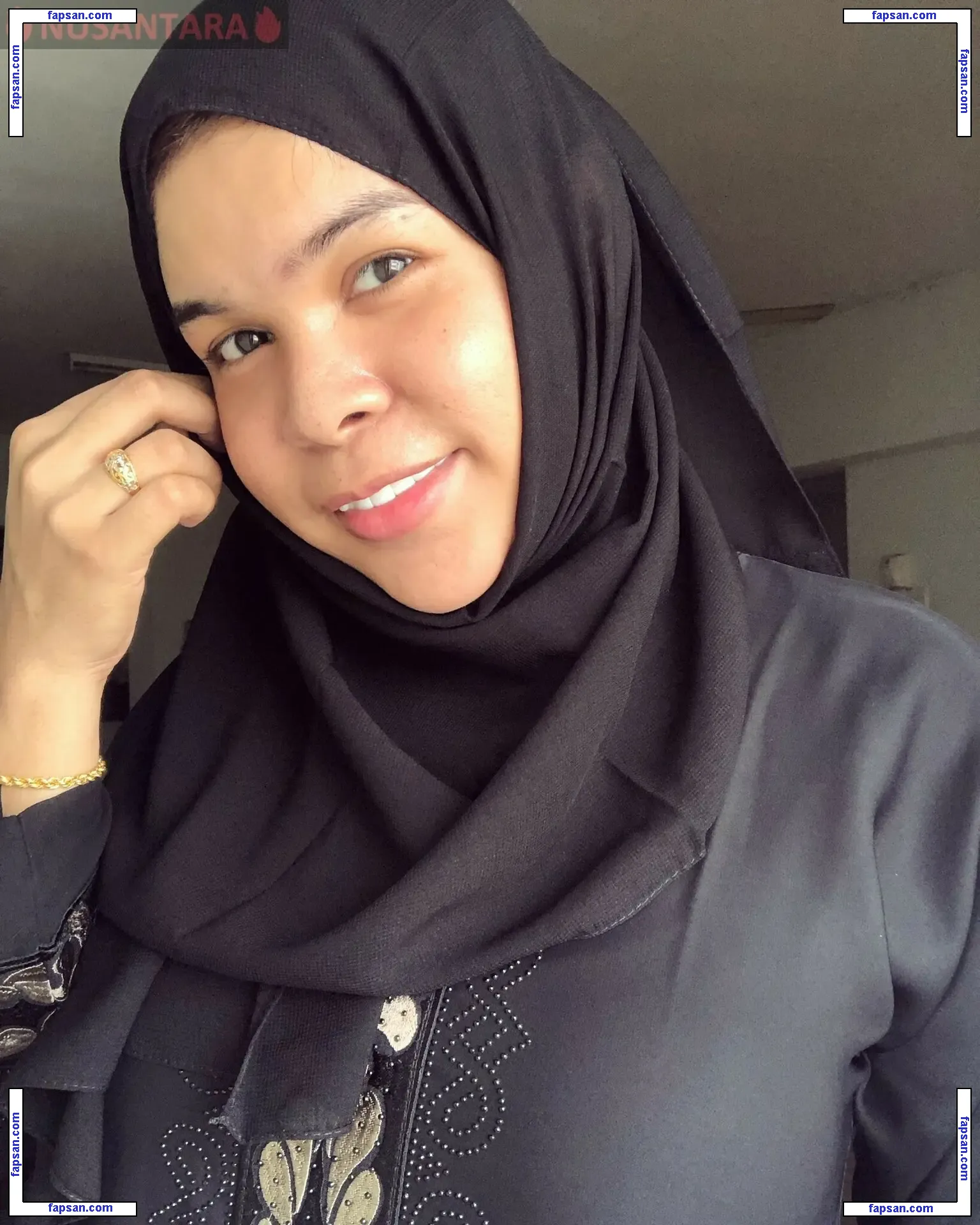 Cikgumelati nude photo #0001 from OnlyFans