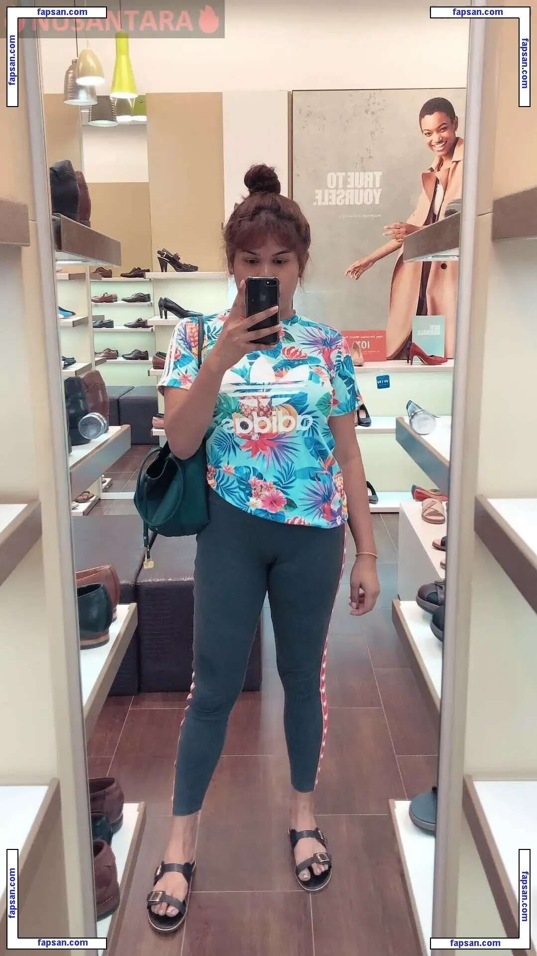 Cikgumelati nude photo #0015 from OnlyFans